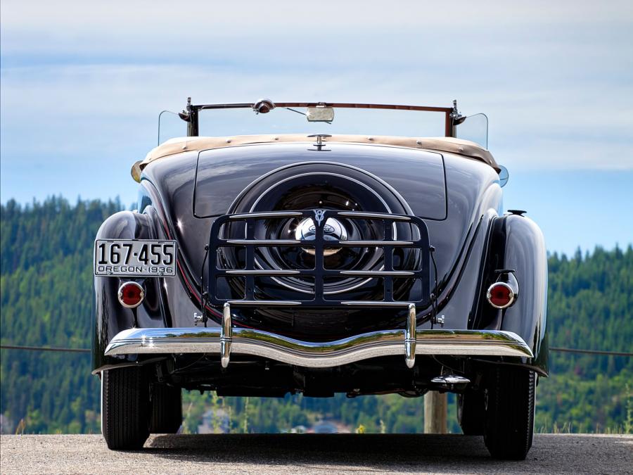  Ford V8 DeLuxe Roadster 1936 года  (фото 22 из 32)